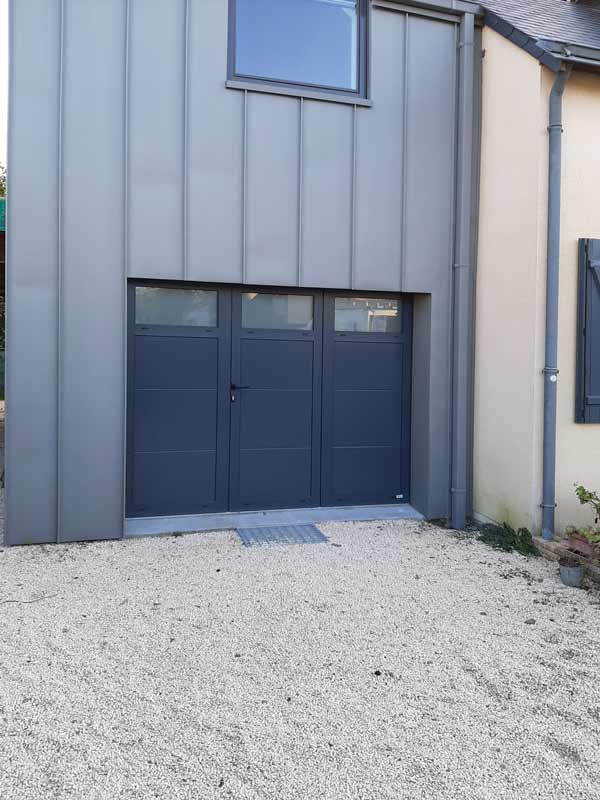 porte-de-garage-effet-batiment-industriel